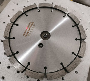 lama del punto di pieghettatura del diamante del laser di 200mm per il taglio del calcestruzzo con spessore di 15mm