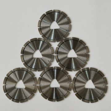 Il calcestruzzo a 10 pollici del diamante del taglio di Soff le lame per sega con il foro interno del triangolo