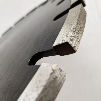 il calcestruzzo del diamante del ciclo del laser di 450mm la lama per sega per lo sterro di traffico dell'aeroporto