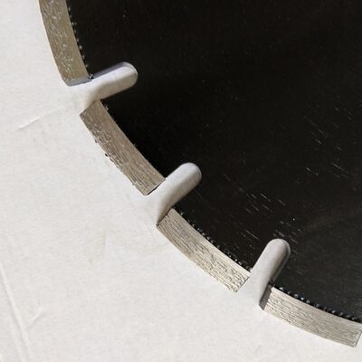 il calcestruzzo del diamante del ciclo del laser di 450mm la lama per sega per lo sterro di traffico dell'aeroporto